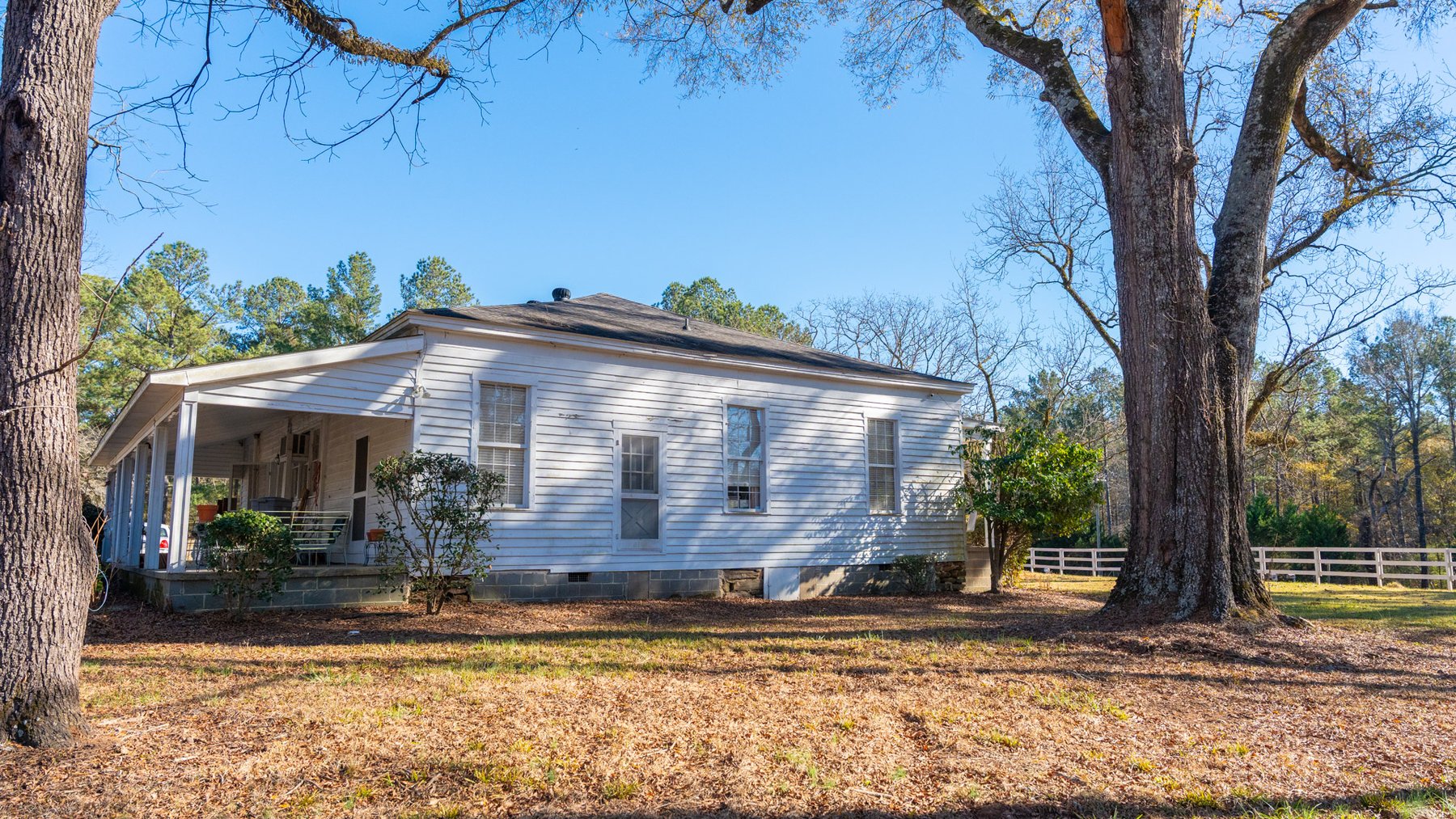 Image for Margaret Kenworthy Estate - 199+/- Total Acres - 1,760 SF Southern Charm Home - Planted Pine, Hardwoods & Pond - Echeconnee Creek Frontage
