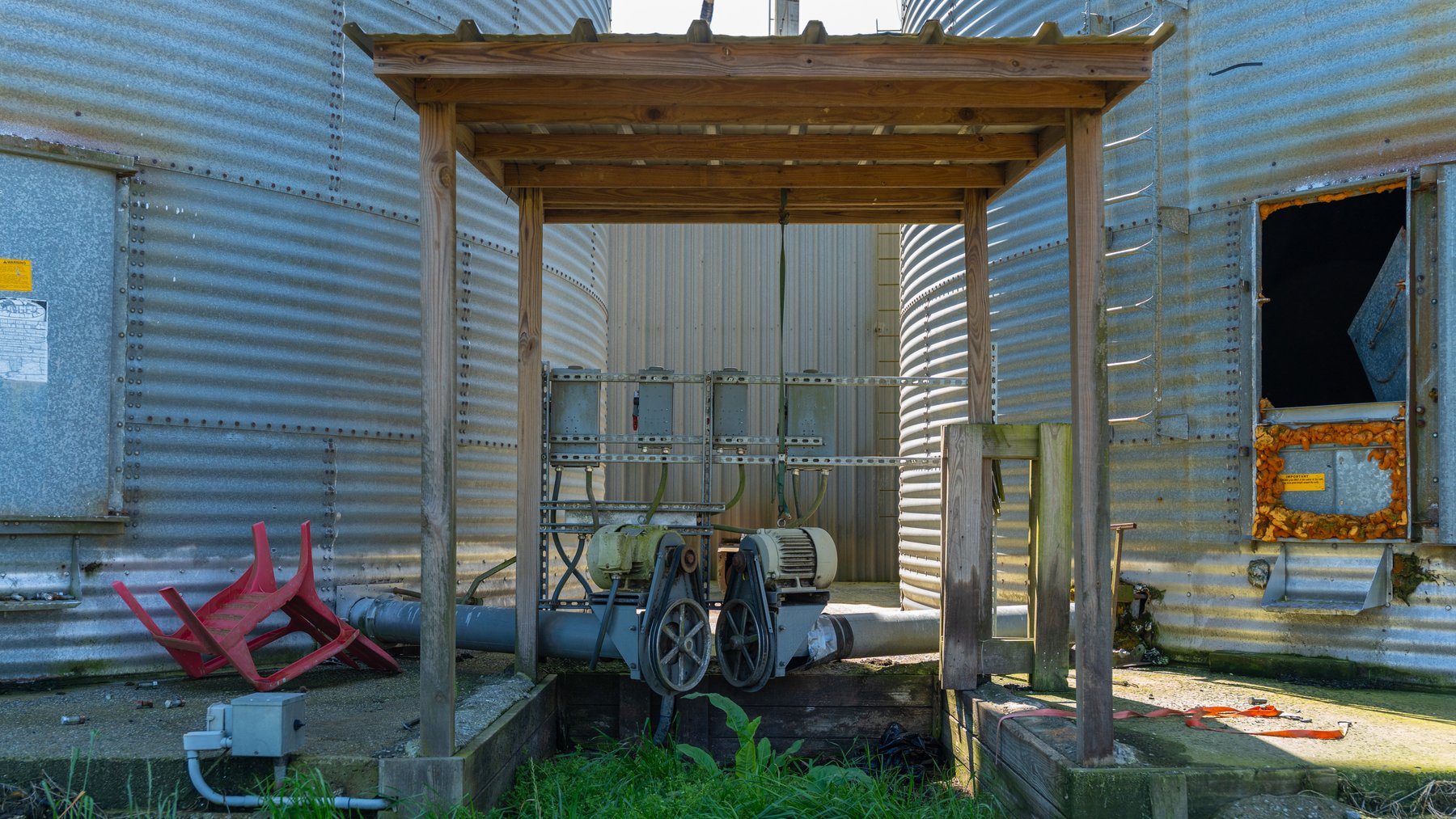 Image for RESERVE MET! Complete Grainery System - 17± Total Acres - 64,000± Bushel Capacity - Great Farming Operation Addition