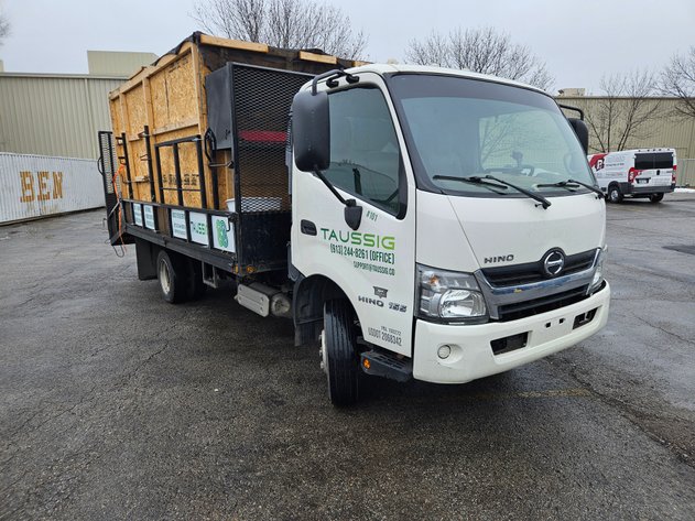 Image for Olathe, KS: Taussig Lawn Care Company