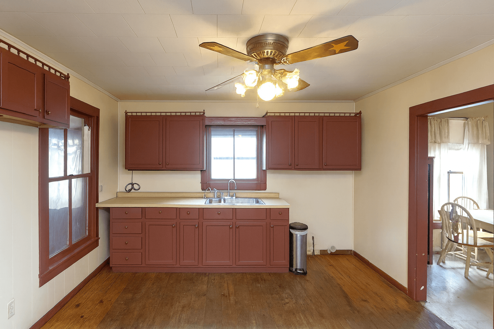 Image for 1135 S Pear St, Havana, IL 62644 (Mason County)