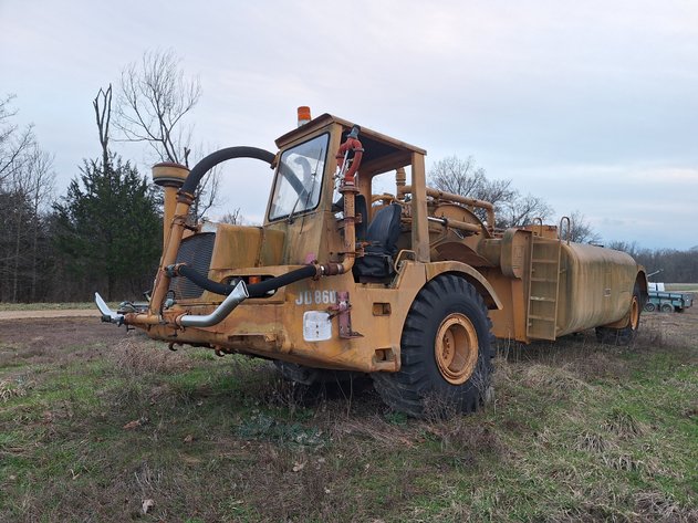 Image for John Deere JD860 Scraper & Klein KT-60 Water Buffalo