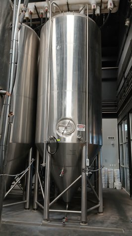 Image for 120bbl Jacketed Unitank FV with Temperature Control