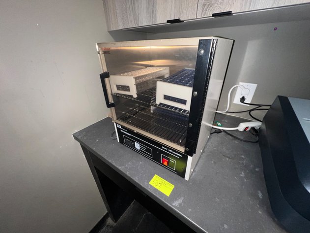 Image for QUINCY LAB Incubator