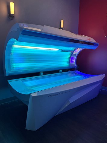 Image for ERGOLINE Passion 40/3 Turbo Power Horizontal Tanning Bed