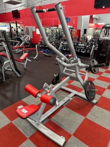 Image for MATRIX MG-PL33 Plate Loaded Lat Pulldown w/ 140 lbs of Plates