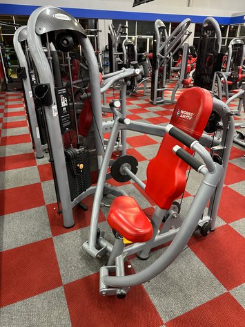 Image for MATRIX G3S13 02 Converging Chest Press Cable Machine