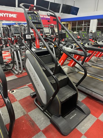 Image for MATRIX C-5x/7x Climb Mill / Stair Climber Machine