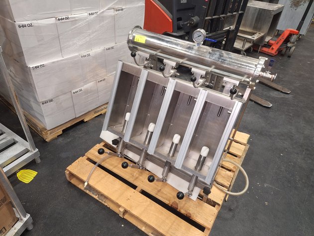 Image for CEM - 4V- 4-Spout Carbonated Bottle Filler