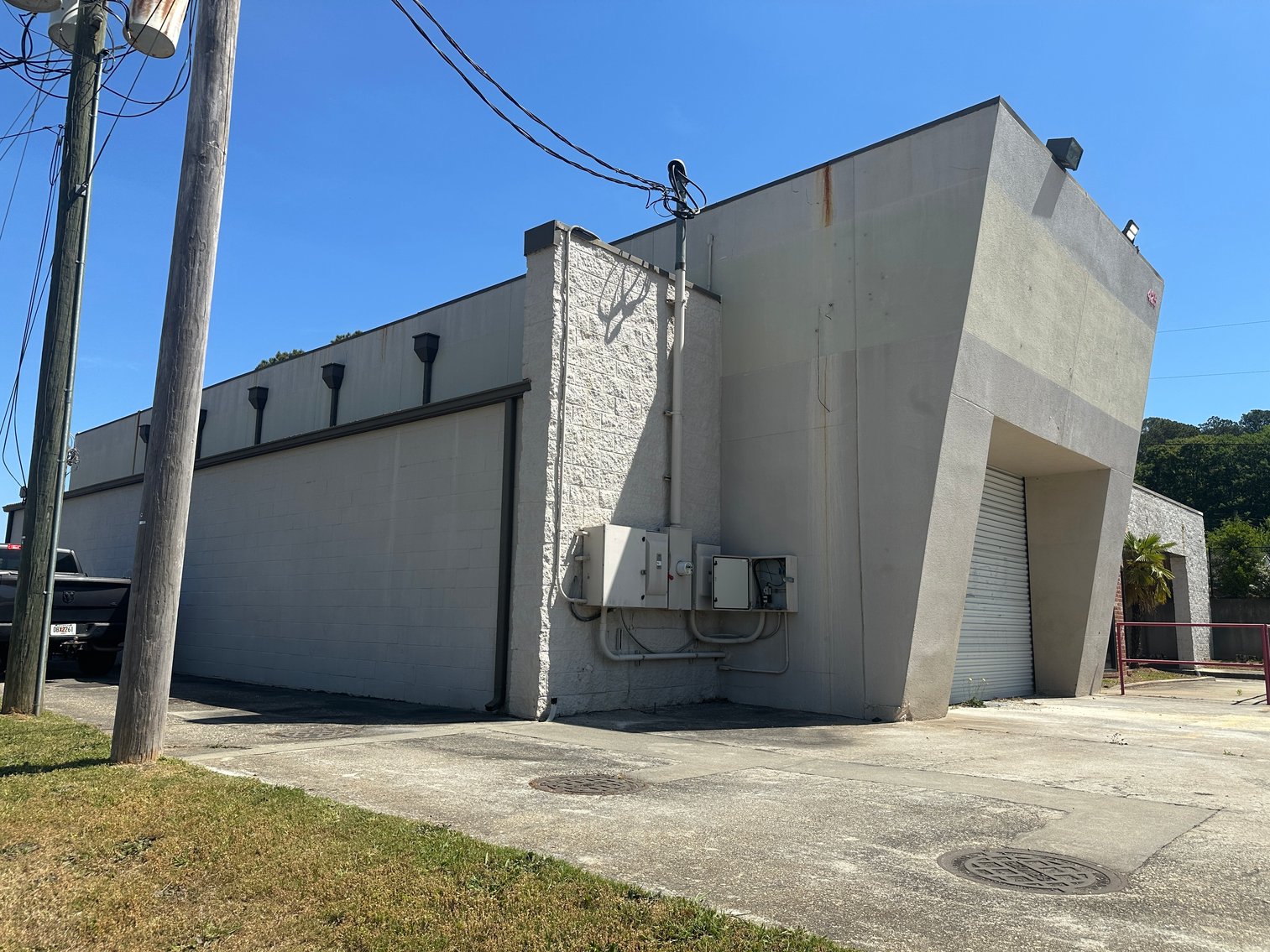 Image for Lawrenceville, GA: 4,400± SF Retail Building on 0.8± Acres with Strong Redevelopment Potential at 425 W. Pike St. (Gwinnett County)