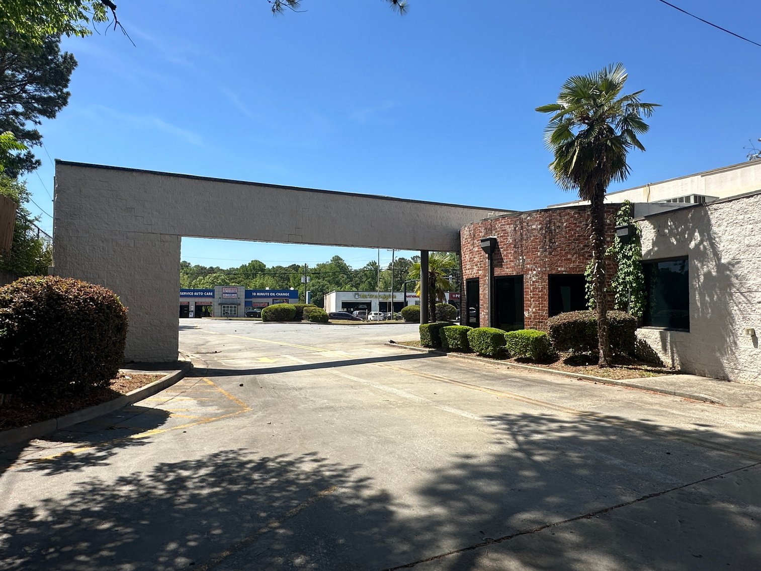 Image for Lawrenceville, GA: 4,400± SF Retail Building on 0.8± Acres with Strong Redevelopment Potential at 425 W. Pike St. (Gwinnett County)