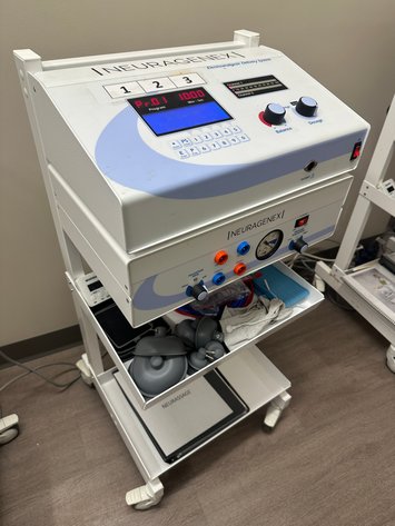 Image for NEUROMED Matrix Electroanalgesic Delivery Systems on Cart w/ Accessories