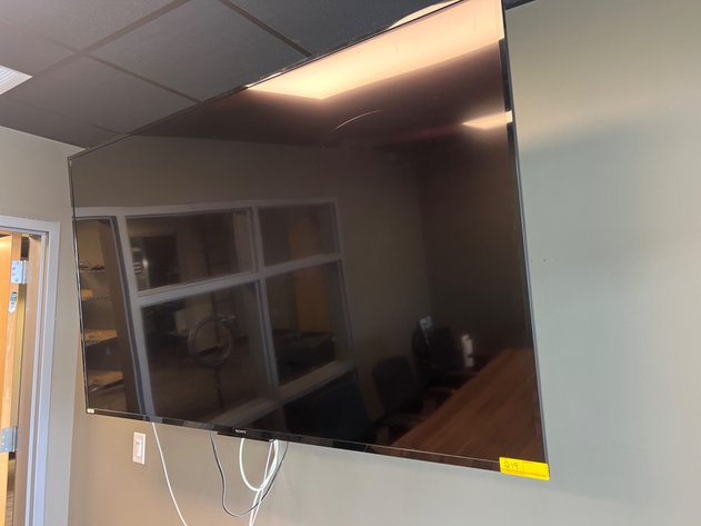 Image for (1) LG 75in Class TV