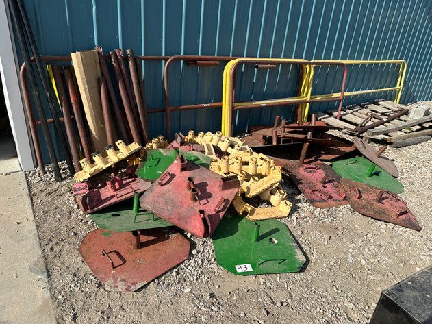 Image for Assorted GARLOCK Roof Safety Metal Railing Systems - Rails and Bases
