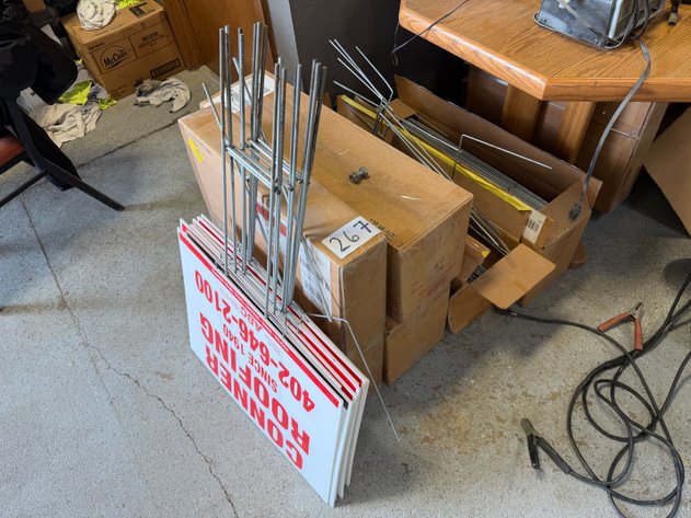 Image for (5) Cases of Metal Yard Sign Stakes