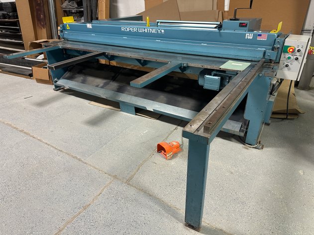 Image for ROPER WHITNEY 10M16F 10ft x 16 ga Pneumatic Sheet Metal Sheer