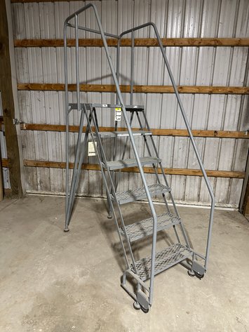 Image for COTTERMAN 6-Step Tilt n Roll Platform Staircase