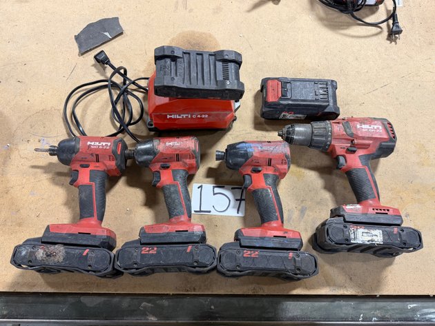 Image for (4) HILTI Cordless Drills, (6) Batteries and (1) Charger
