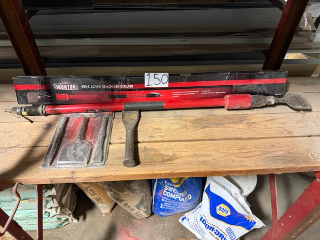 Image for IRONTON Pneumatic Extendable Chisel, Hammer Tool and Accessories.