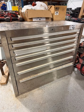 Image for 40in x 18in x 36in Aluminum 7-Drawer Tool Box 