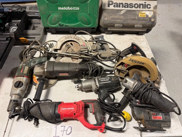 Image for (8) Assorted Electric Power Tools from CRAFTSMAN, SKIL, BLACK & DECKER