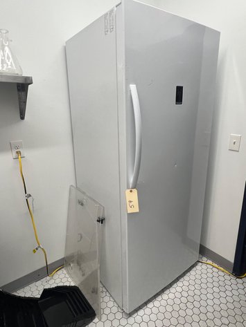 Image for INSIGNIA Refrigerator/Freezer