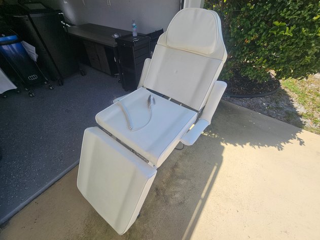 Image for Electric Massage Table