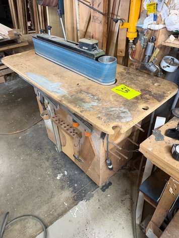 Image for GRIZZLY Edge Sander with Wrap-Around Table