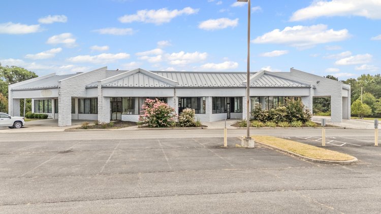 Image for Altavista/ Lynchburg, VA: Former Automotive Dealership on Two Parcels Totaling 13± Acres