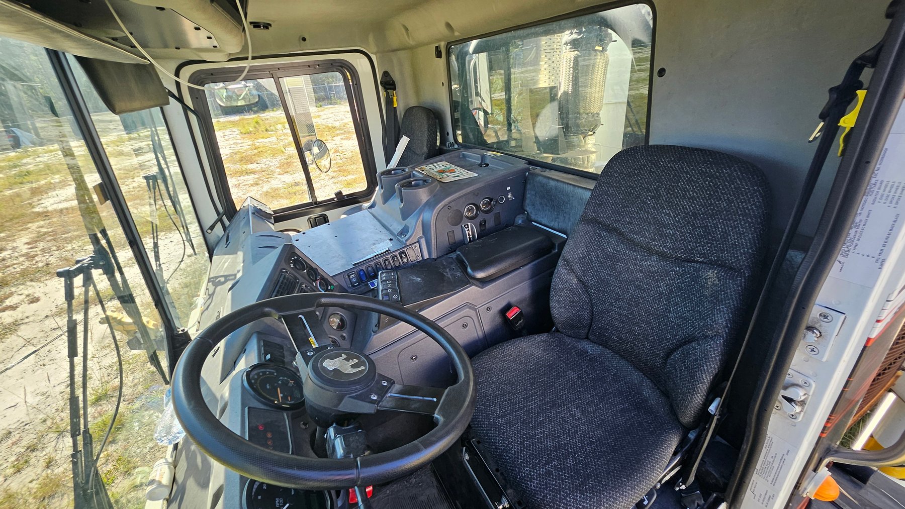 Image for FL: 2023 Mack TE64 w/ KCP Concrete Pump Truck & Mast