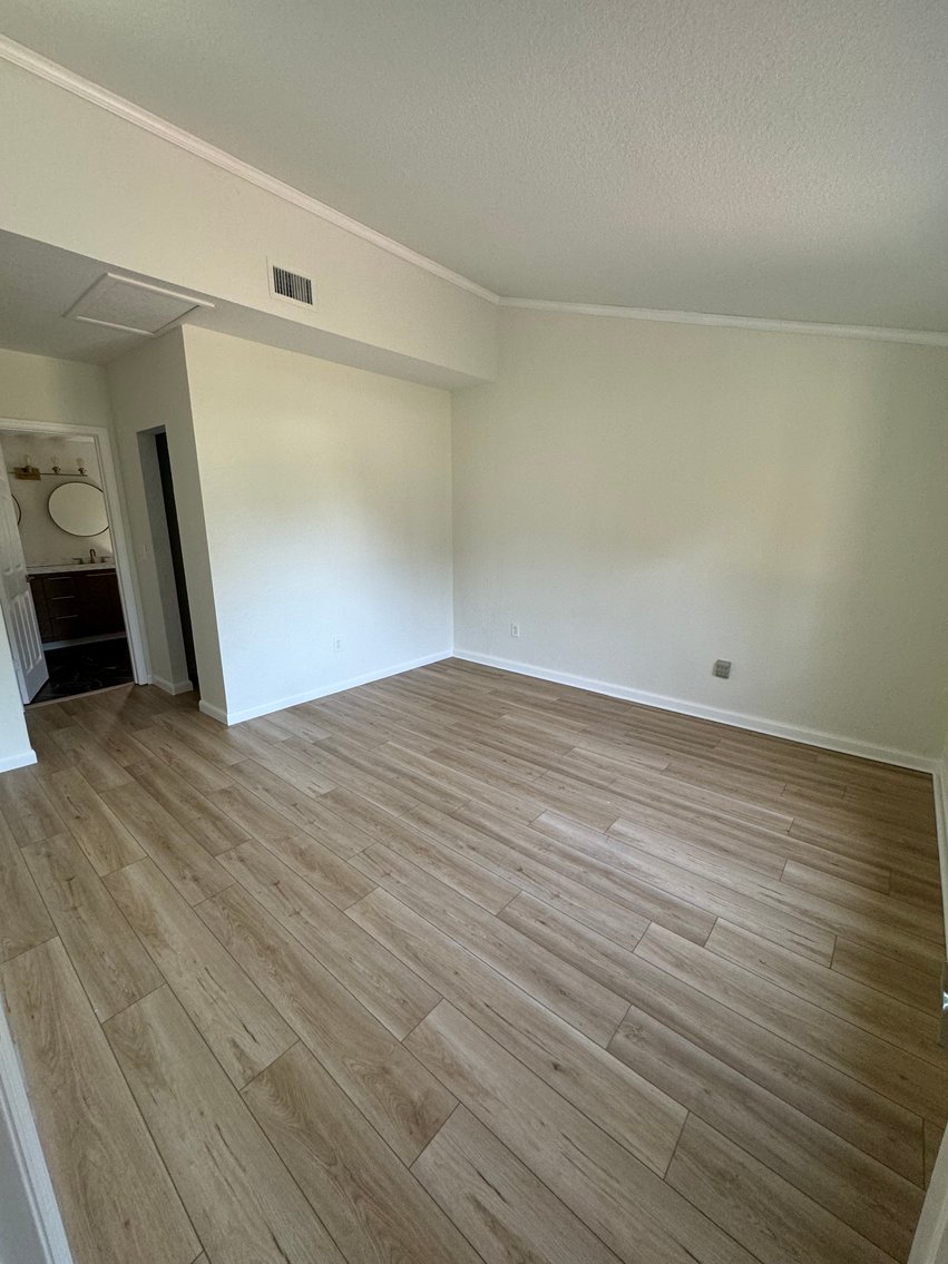 Image for 1395 Davis Rd. Dunedin