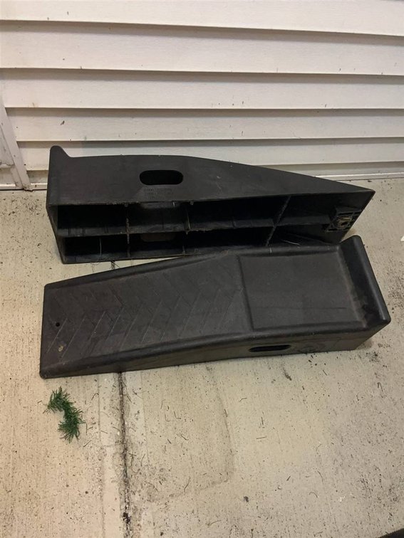 Pair Rhino Ramps Blitz RVT 4000LBS Capacity