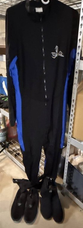 ScubaMax Wetsuit with Speedo Shoes and Boots