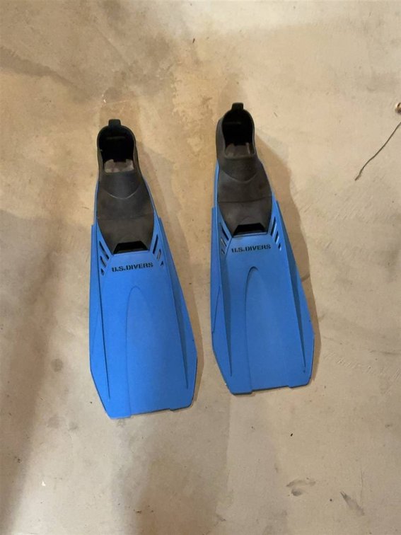 U.S. Divers Blue Swim Fins Size 6.5-8 (40-41)