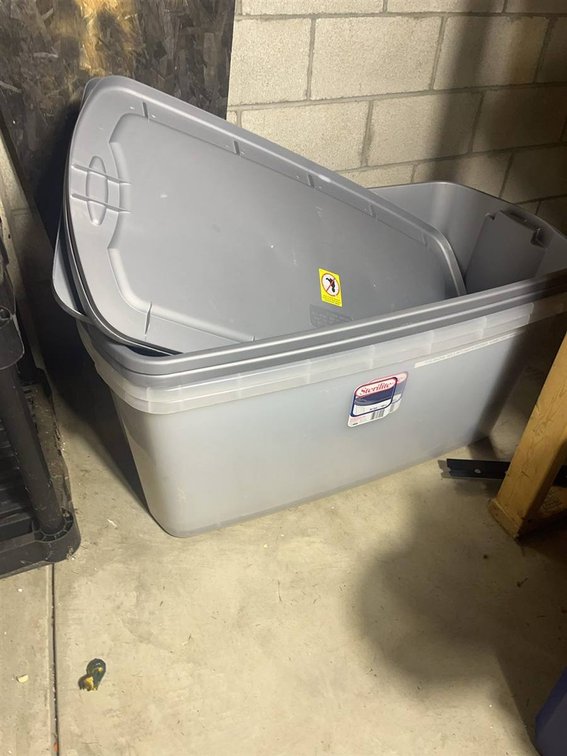 Sterilite 50 Gallon Gray and Clear Totes With Lids