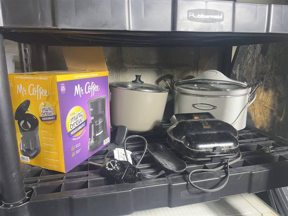 Mr. Coffee Mini, Fryer, Crockpot, Grilling Machine