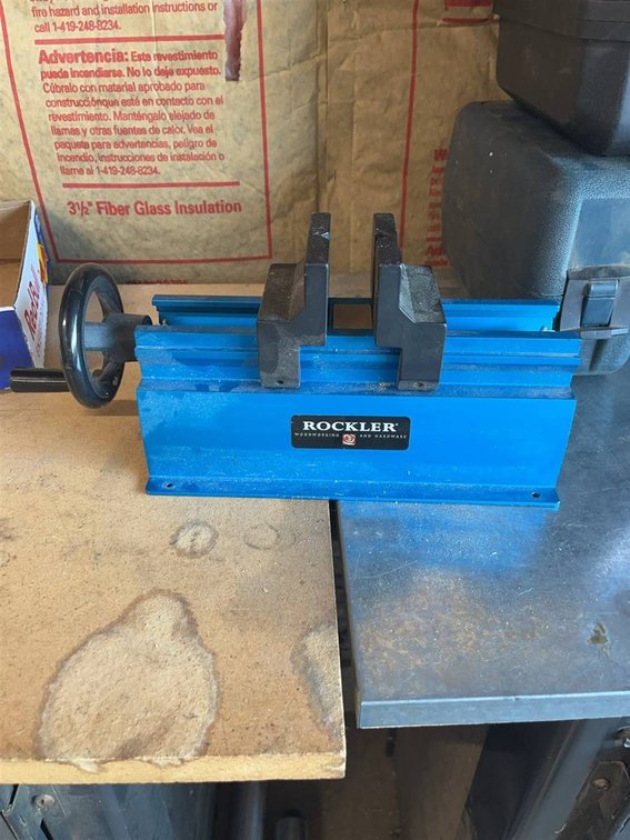 Rockler 9" Bench Vise Blue Metal Woodworking