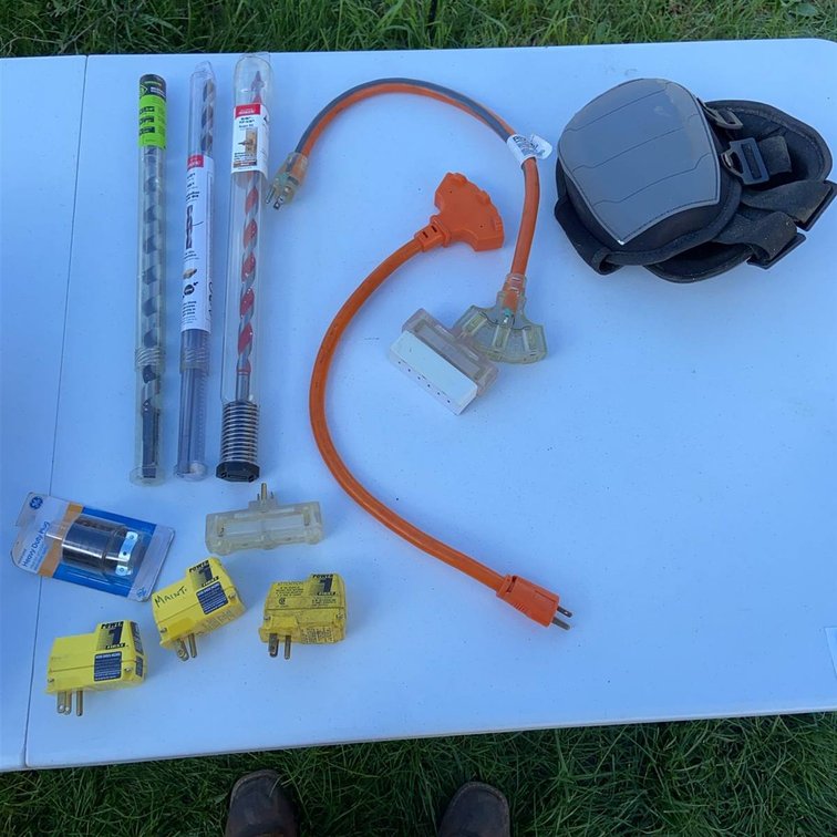 Electrical Tool Lot: Extension, Drill Bits, Knee Pad
