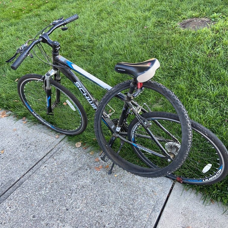 Schwinn Sidewinder Mountain Bike, 26-Inch Wheels