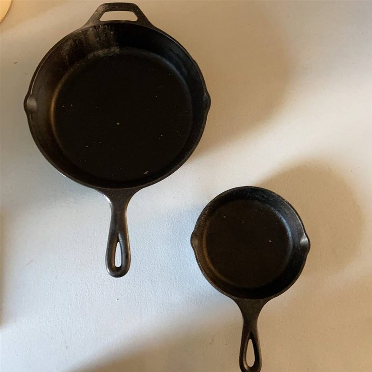 Lodge USA Cast Iron Skillets Pair 3SK & 6SK