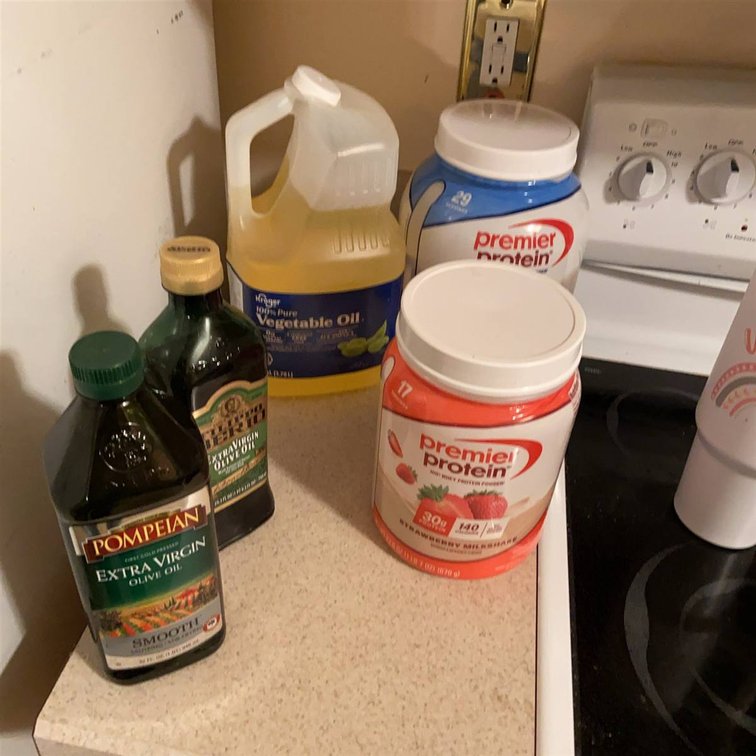 Oils and Premier Protein Powders Lot