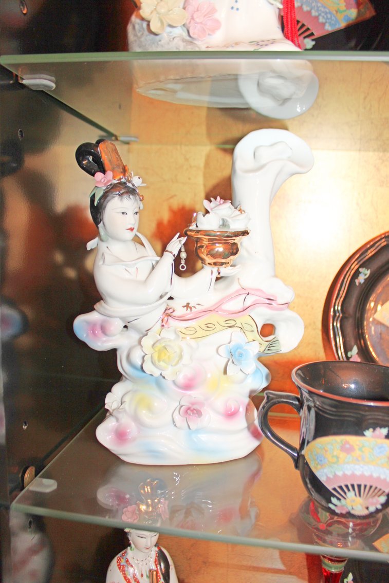 Image for ESTATE AUCTION