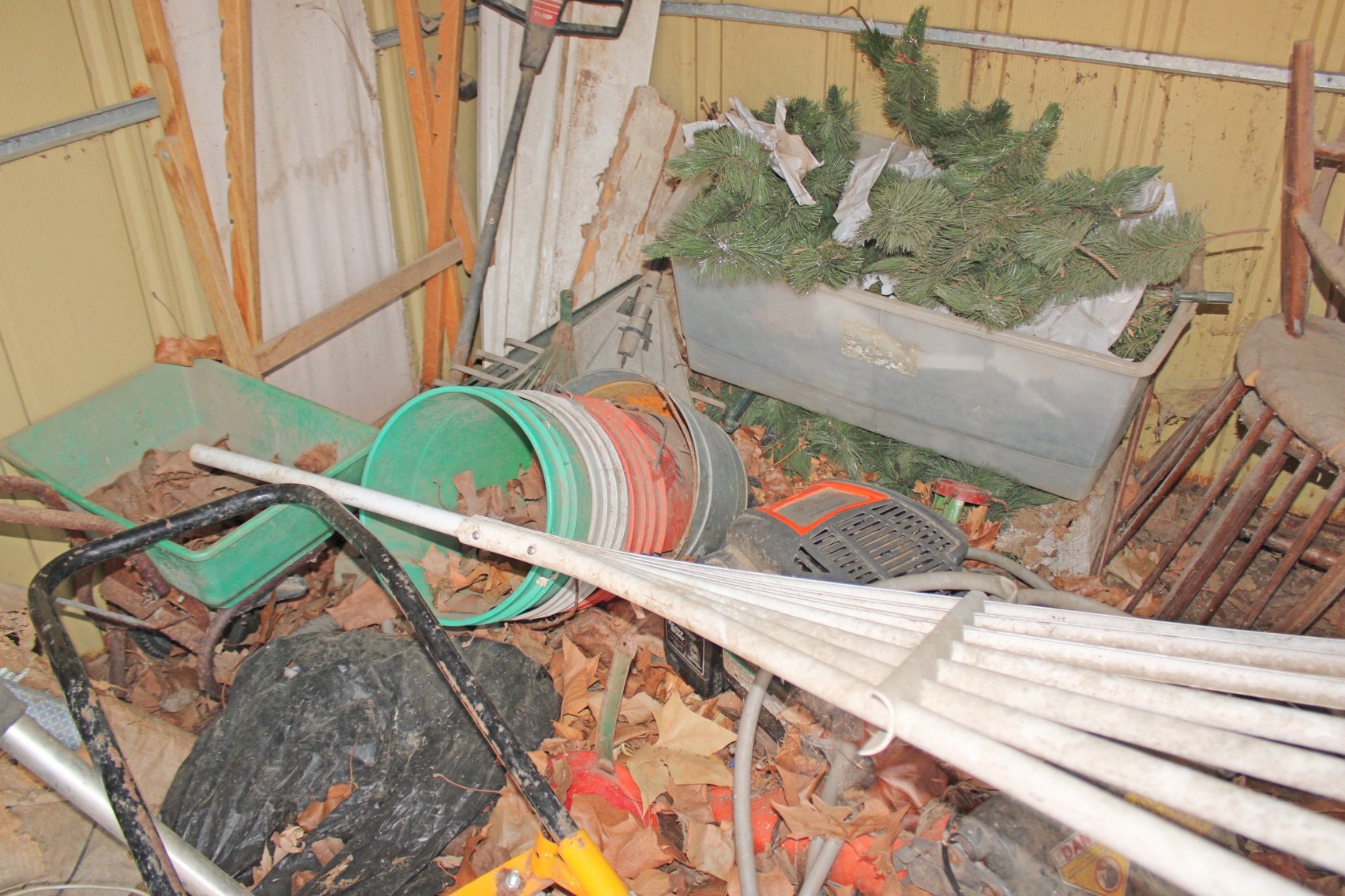 Image for ESTATE AUCTION