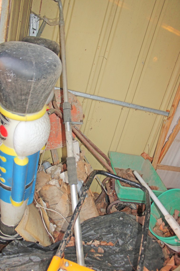 Image for ESTATE AUCTION