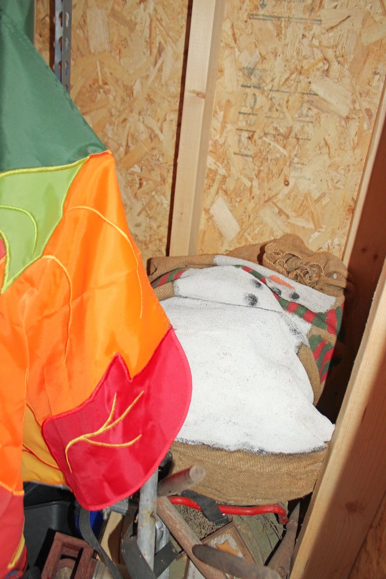 Image for ESTATE AUCTION