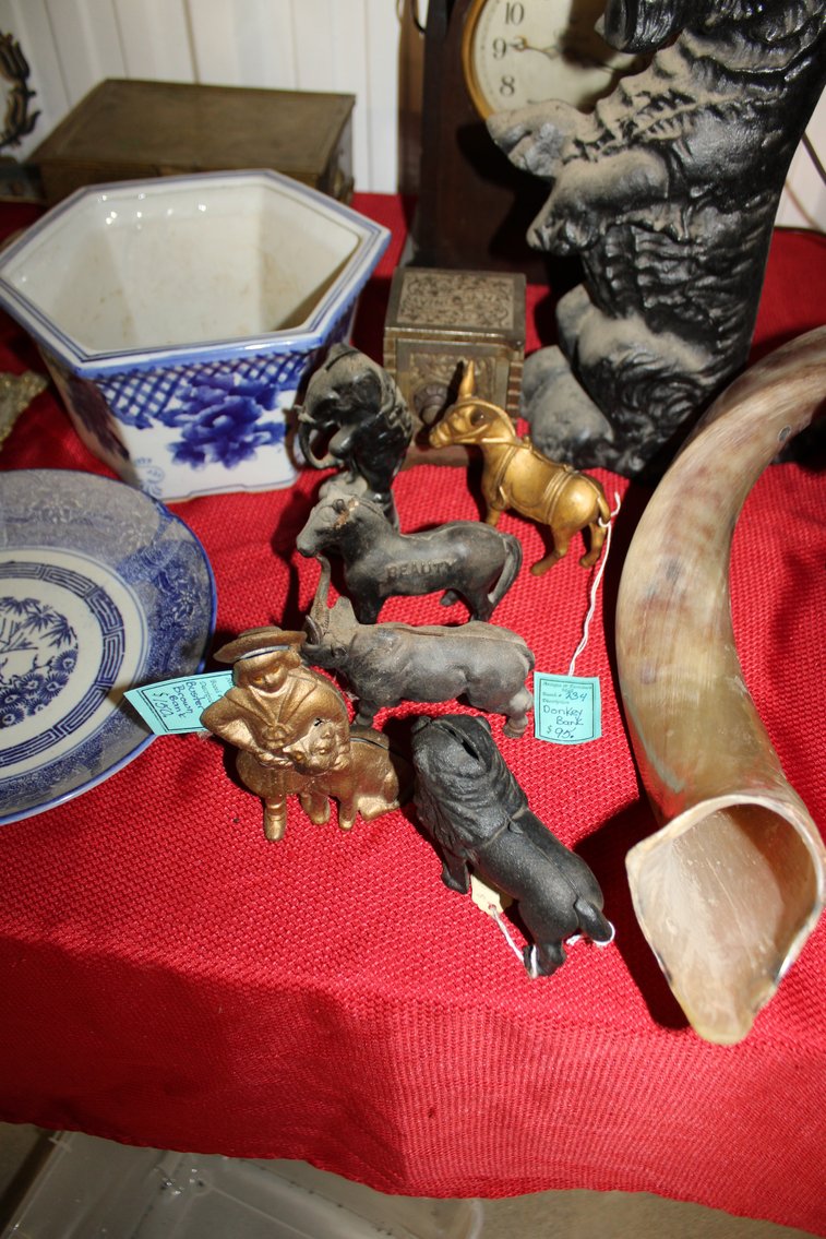 Image for UNUSUAL & INCREDIBLE ESTATE AUCTION