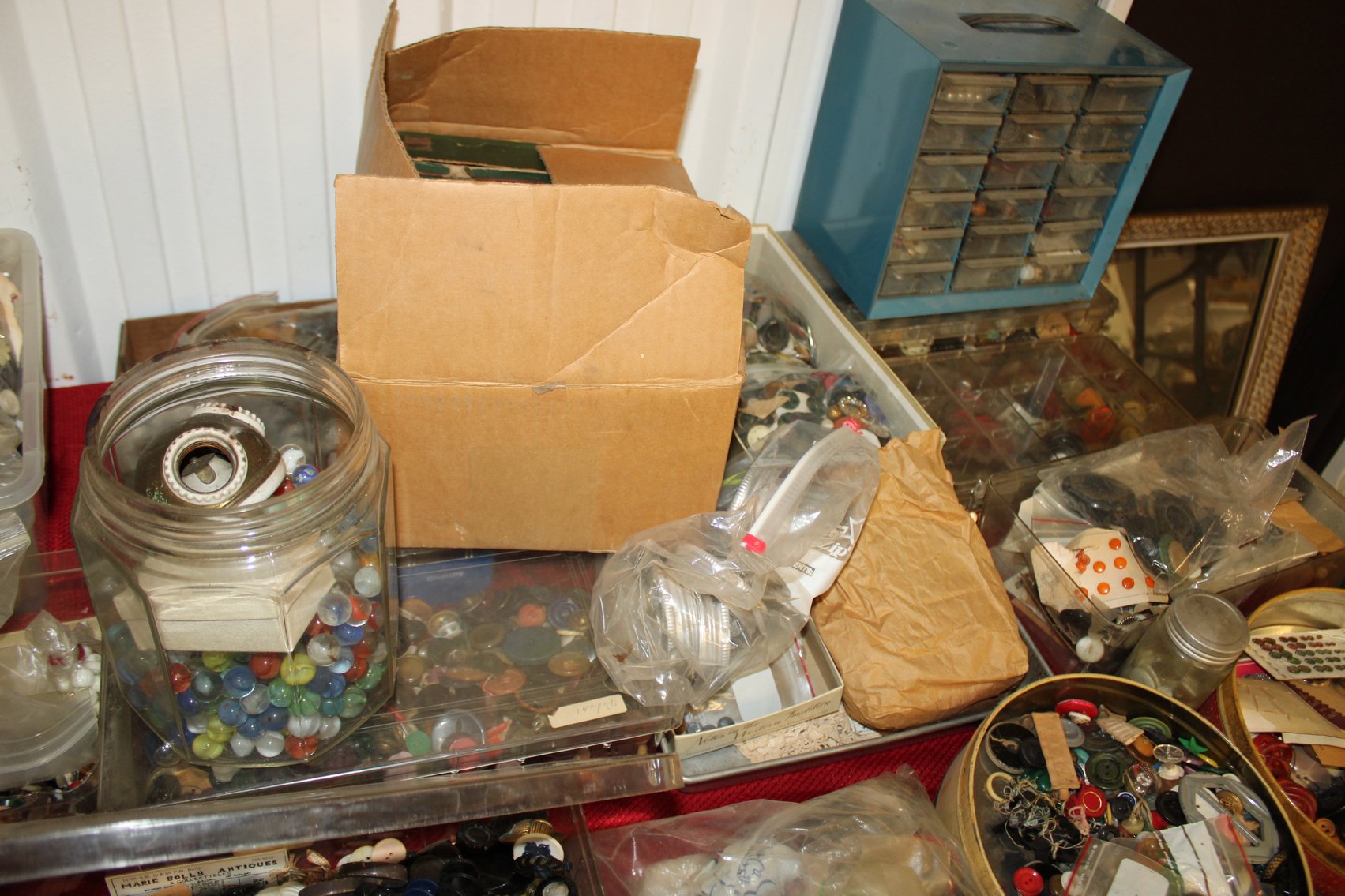 Image for UNUSUAL & INCREDIBLE ESTATE AUCTION