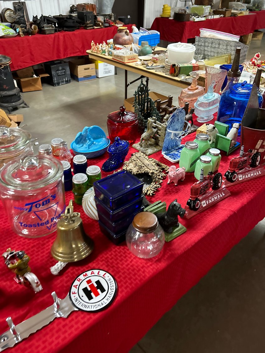 Image for UNUSUAL & INCREDIBLE ESTATE AUCTION