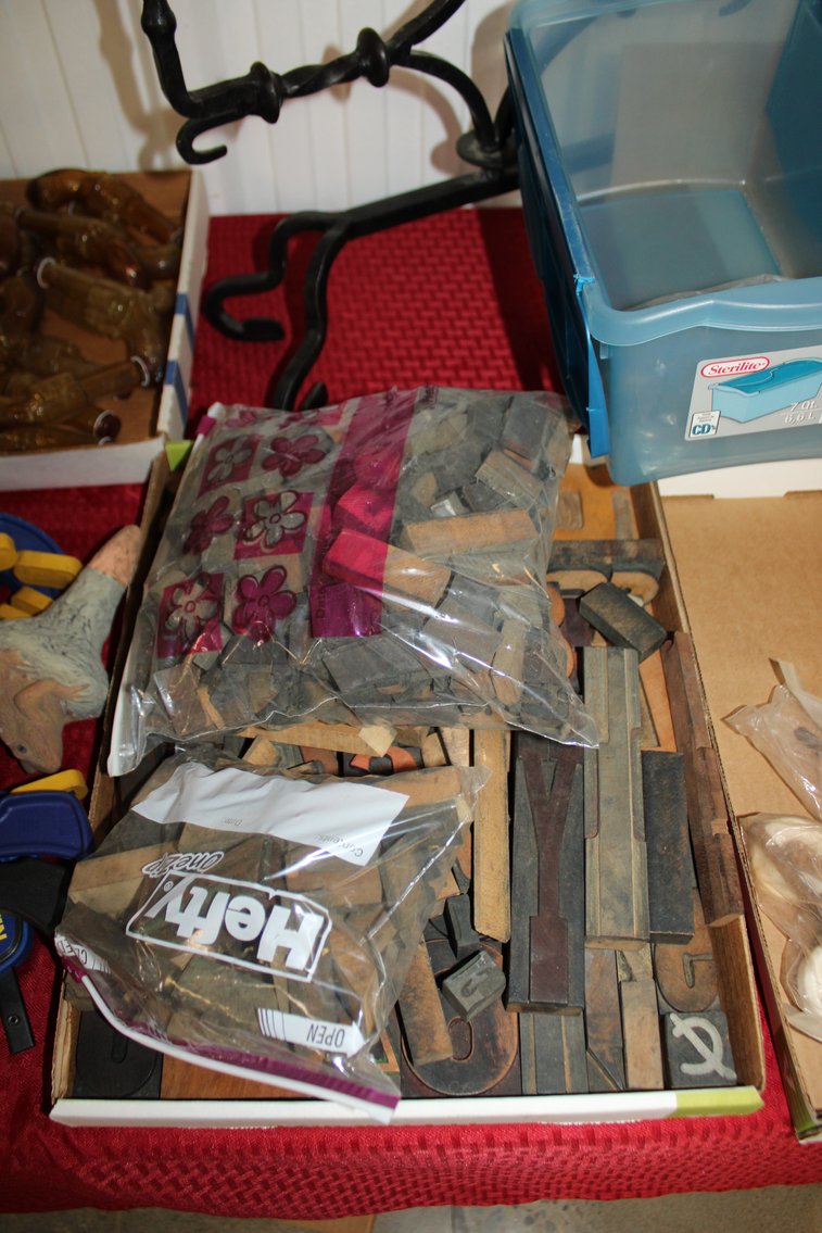 Image for UNUSUAL & INCREDIBLE ESTATE AUCTION