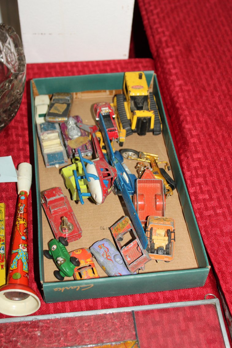 Image for UNUSUAL & INCREDIBLE ESTATE AUCTION