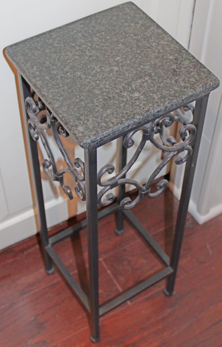 Image for UPSCALE LIVING ESTATE AUCTION